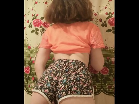❤️ La joven sexy hace un striptease grabando sus calzoncillos en la cámara ❤️ Porno casero en es.pornoreino-com.ru ❌️